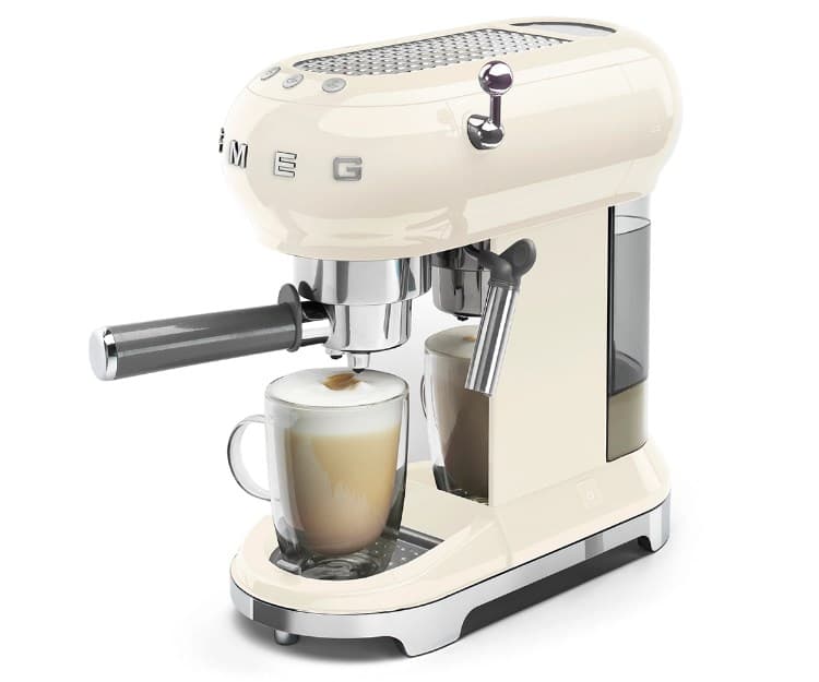 Отдельностоящая кофемашина Smeg ECF01CREU