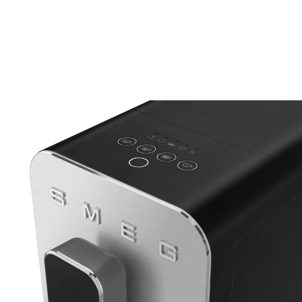 Отдельностоящая кофемашина Smeg BCC01BLMEU
