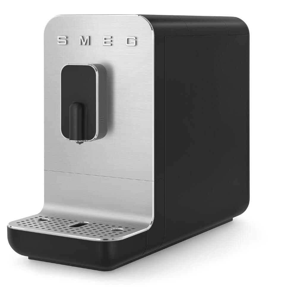 Отдельностоящая кофемашина Smeg BCC01BLMEU