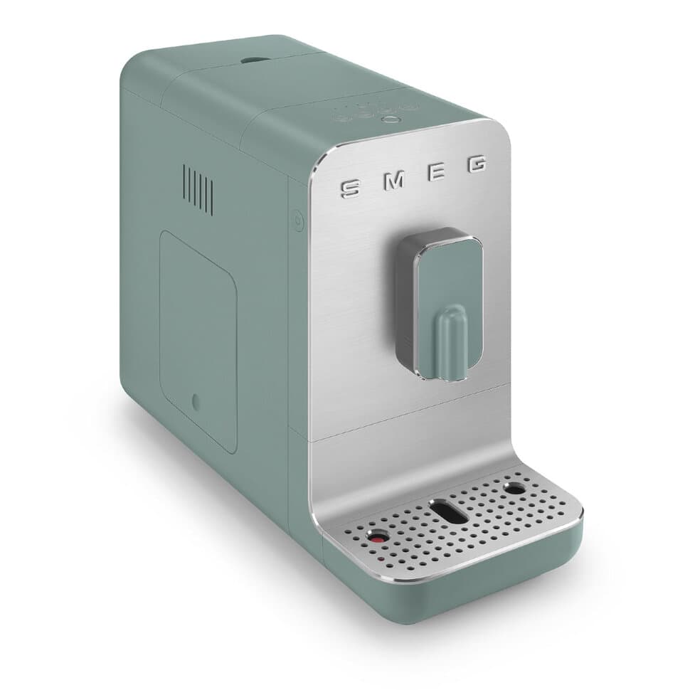 Отдельностоящая кофемашина Smeg BCC01EGMEU