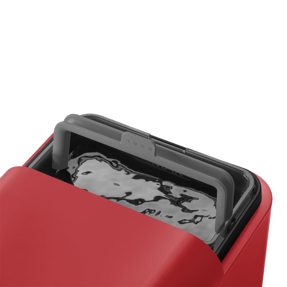 Отдельностоящая кофемашина Smeg BCC01RDMEU