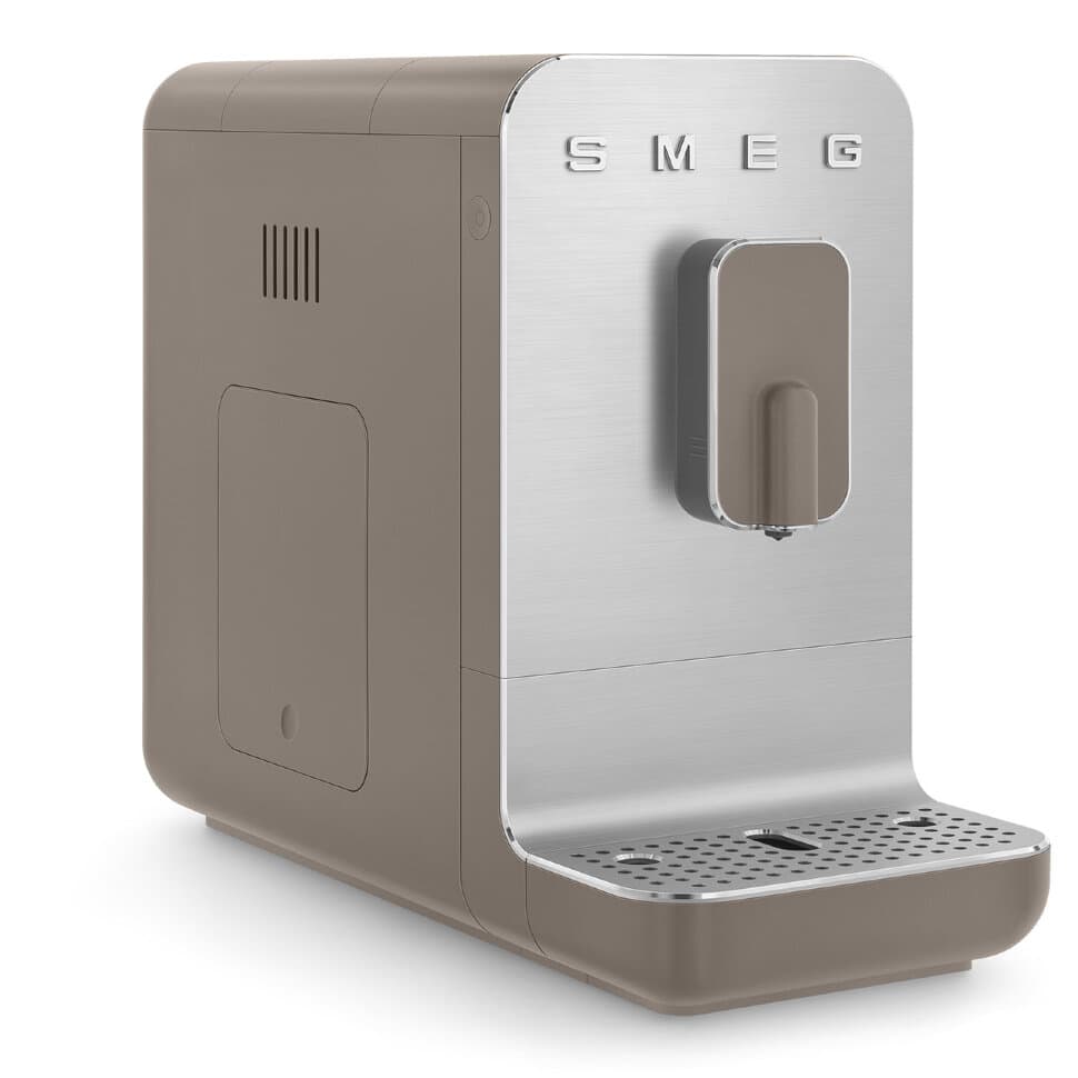 Отдельностоящая кофемашина Smeg BCC01TPMEU