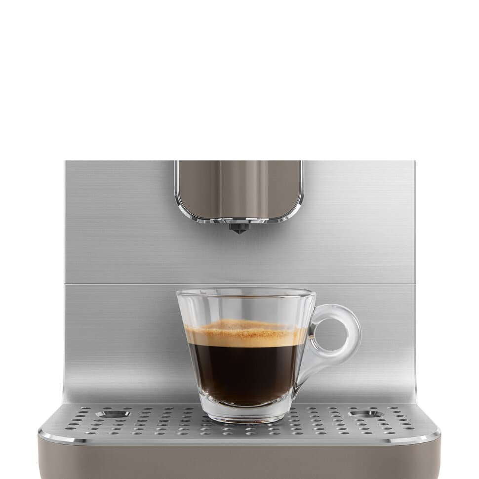 Отдельностоящая кофемашина Smeg BCC01TPMEU