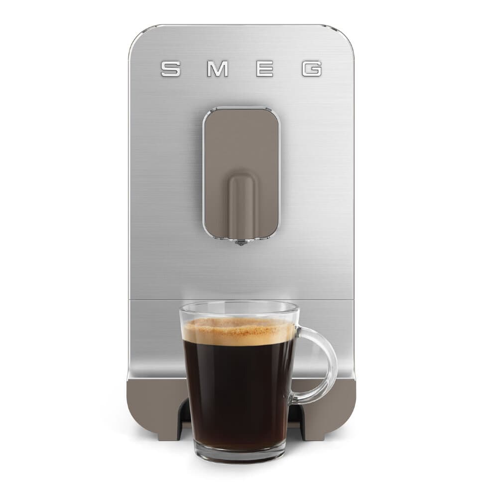 Отдельностоящая кофемашина Smeg BCC01TPMEU