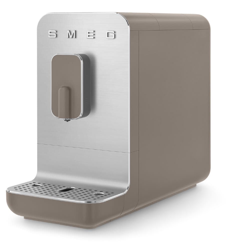 Отдельностоящая кофемашина Smeg BCC01TPMEU
