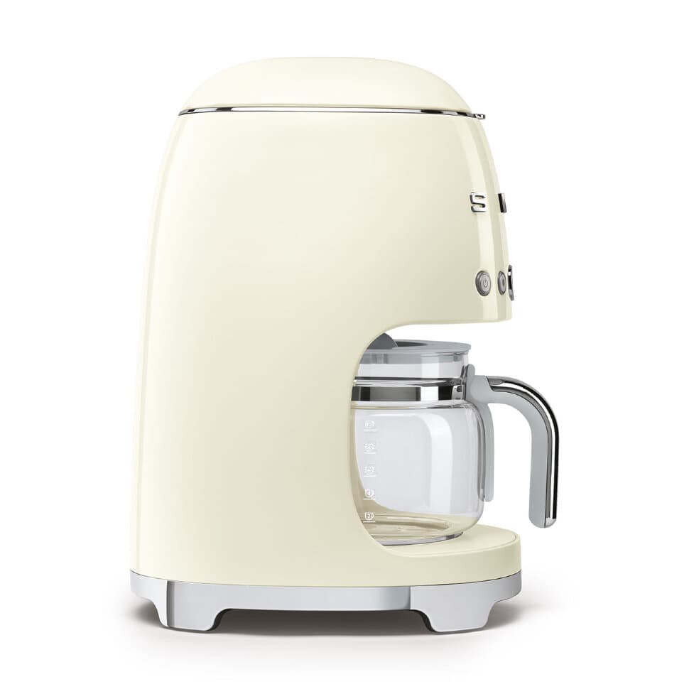 Кофеварка Smeg DCF02CREU
