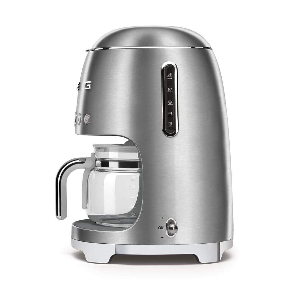 Кофеварка Smeg DCF02SSEU